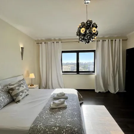 River View By Homing شقة